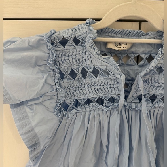 Sea New York Light Blue Smocked Cap Sleeve Cutout Top Short Sleeve Blouse size S - Picture 4 of 9
